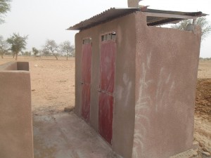 latrines Andiamana 2015 - Copie